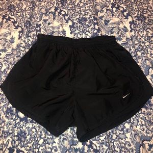 All black Nike tempo shorts!!